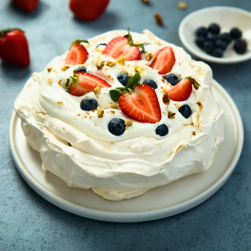 Pavlova aux fruits rouges