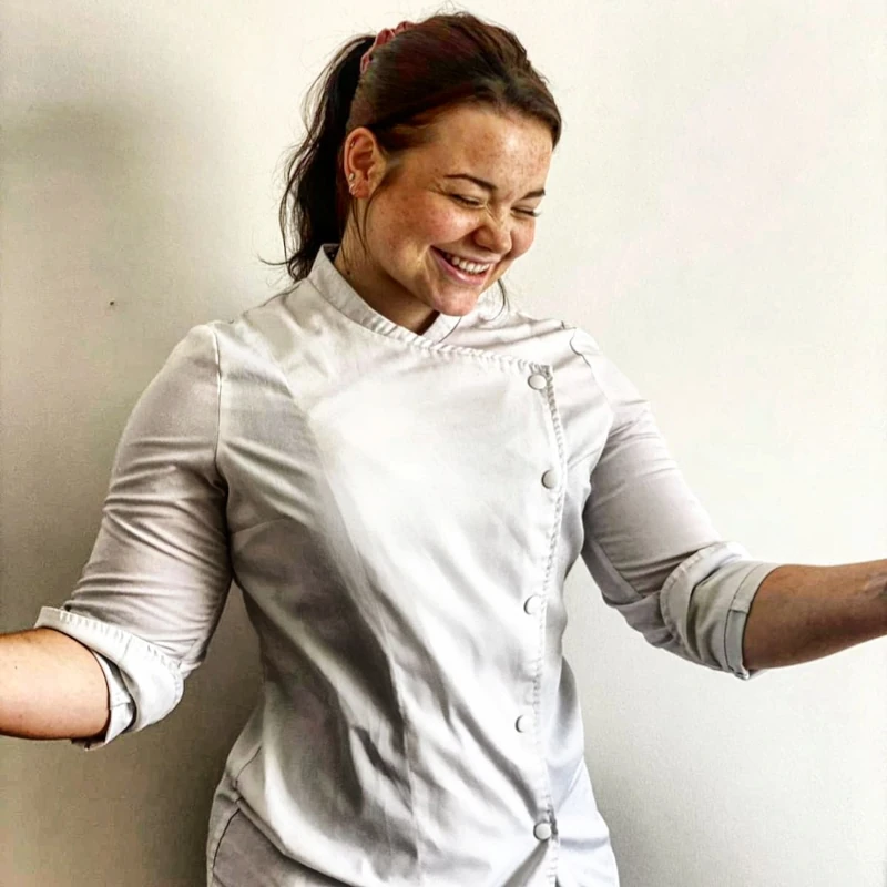 Cheffe Pâtissière du restaurant gastronomique, le Silène, Maïlys Dindin