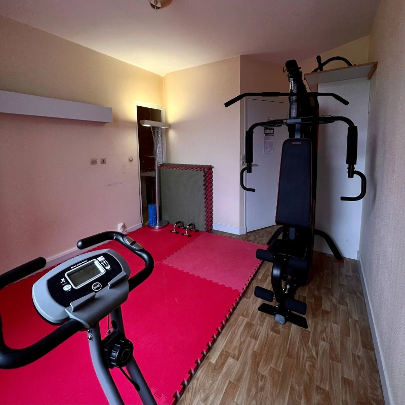 Salle de sport partagée à l'Auberge de Cercoux