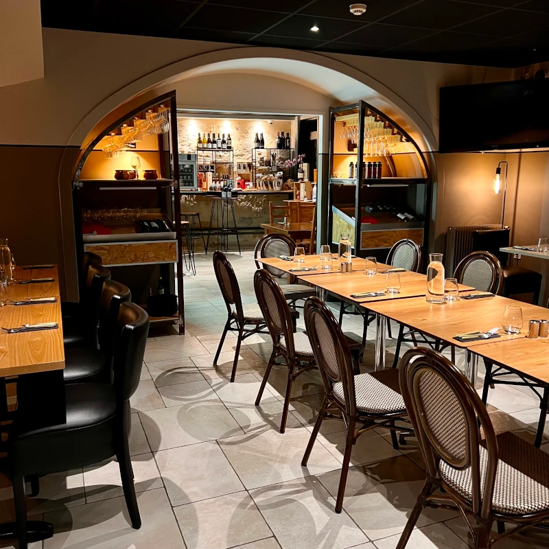 Tables au Bistro de l'Auberge de Cercoux